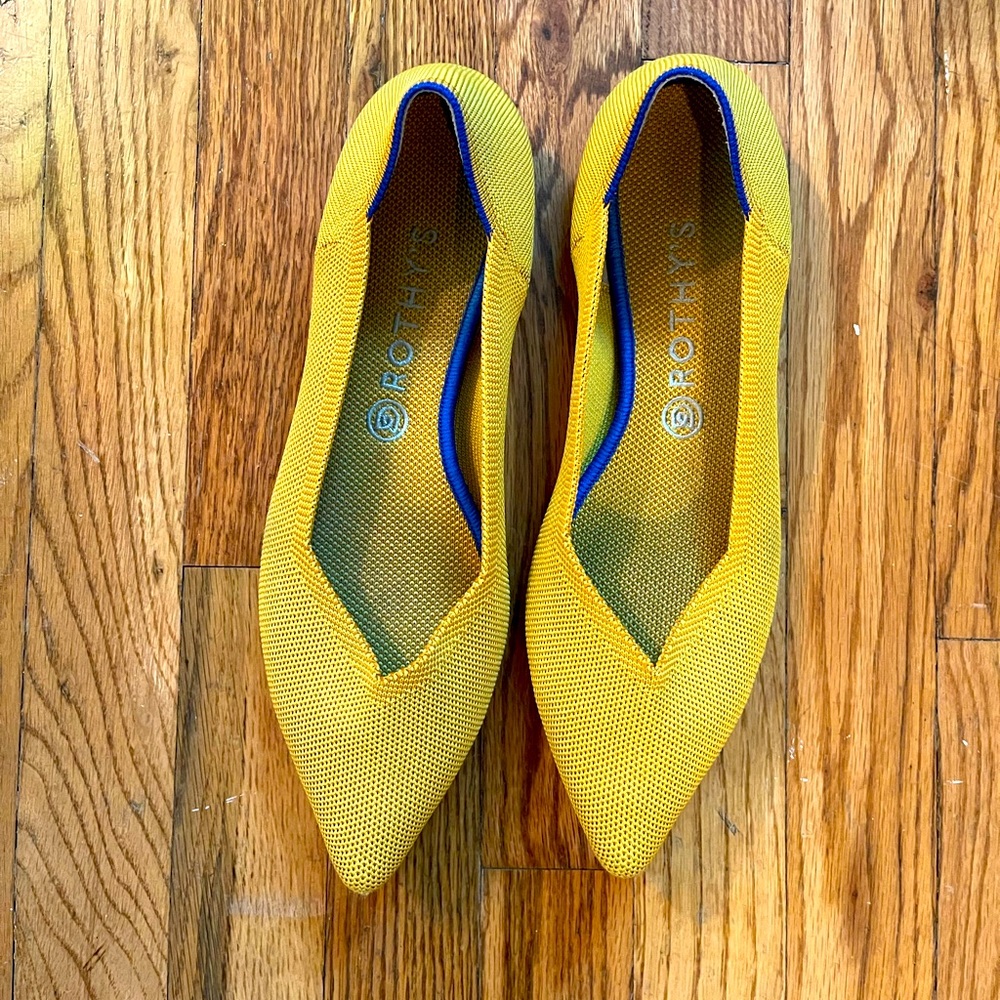 Rothy’s flats💛